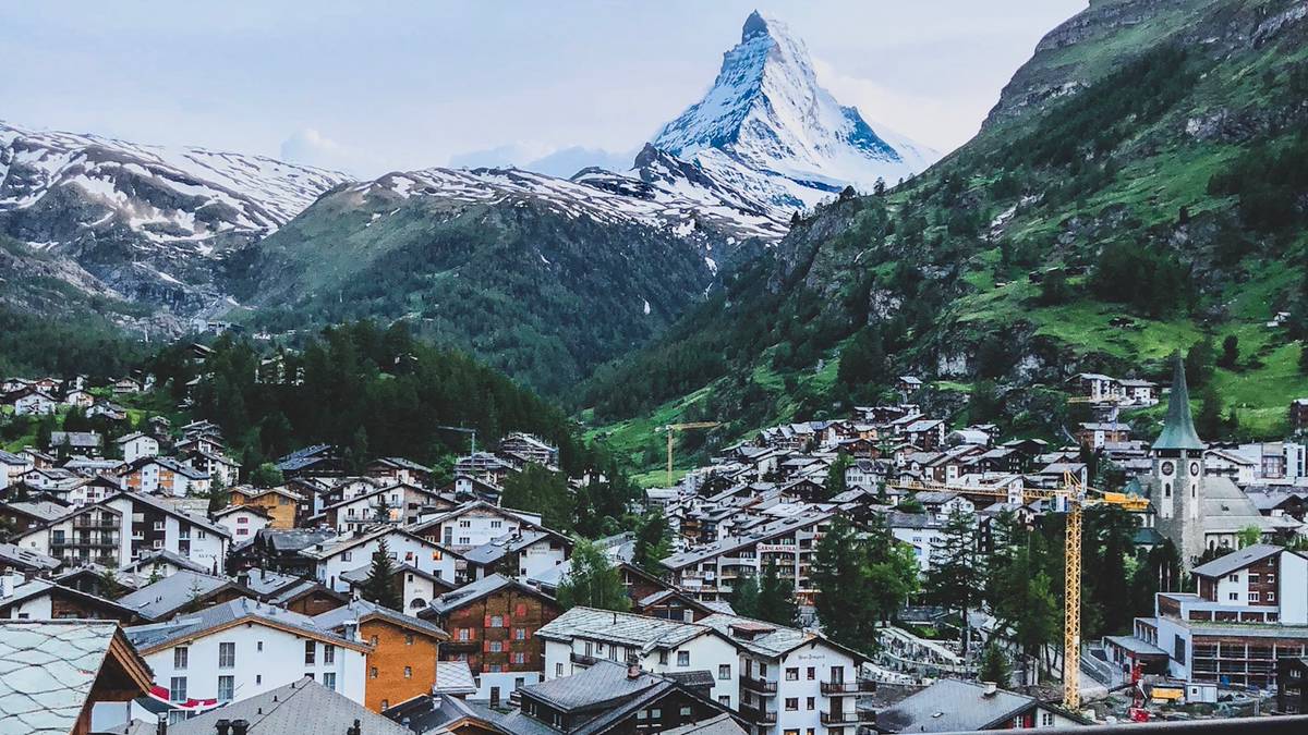 瑞士薪資高，生活品質不比臺灣？網友酸：廉價人力還沾沾自喜| Social Lab社群實驗室| LINE TODAY