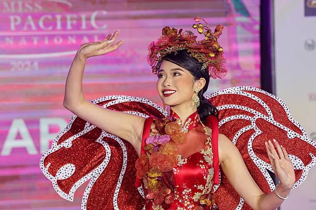 Miss Singapore Alethea Hui Xuan Yee poses onstage during the national costume competition of the Miss Asia Pacific International 2024 in Pasay City, the Philippines on Oct. 3, 2024. (Xinhua/Rouelle Umali)