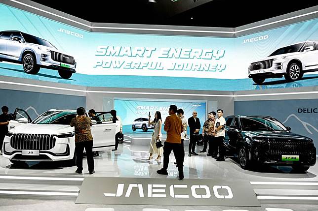 This photo taken on Feb. 13, 2025 shows the booth of Jaecoo, a brand of Chinese automaker Chery, during the 2025 Indonesia International Motor Show (IIMS) in Jakarta, Indonesia. (Xinhua/Agung Kuncahya B.)