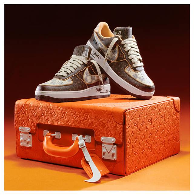 THE LOUIS VUITTON AND NIKE “AIR FORCE 1” BY VIRGIL ABLOH