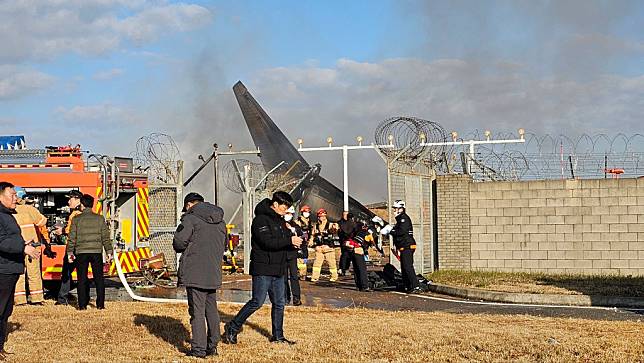 濟州航空班機上月29日在務安機場失事，造成179人死亡。（圖/美聯社）