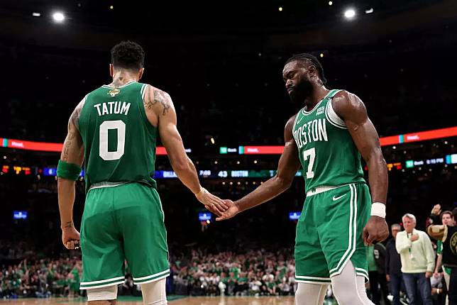 塞爾提克雙箭頭塔圖姆(Jayson Tatum)、布朗(Jaylen Brown)都健康。法新社