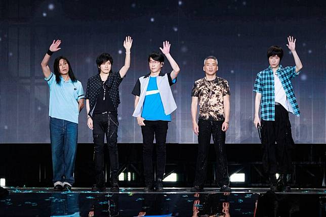 五月天大巨蛋演唱會的場次受到巴威颱風影響。相信音樂提供