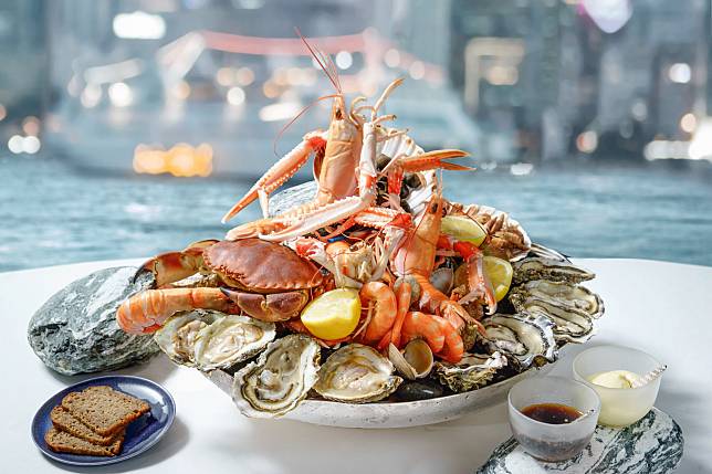 Seafood platter (Photo: Courtesy of InterContinental Hong Kong)