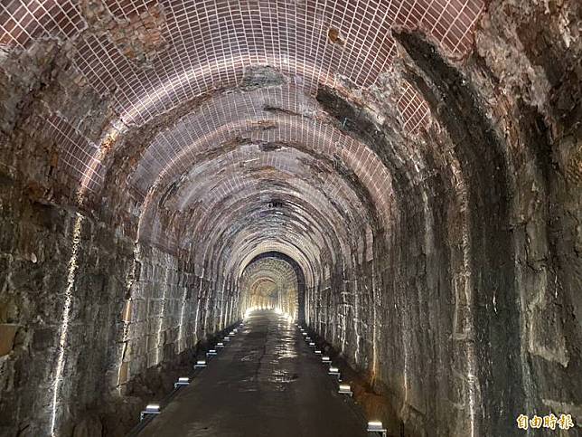 基隆古蹟劉銘傳隧道塵封15年開放自由參觀。(記者盧賢秀攝)