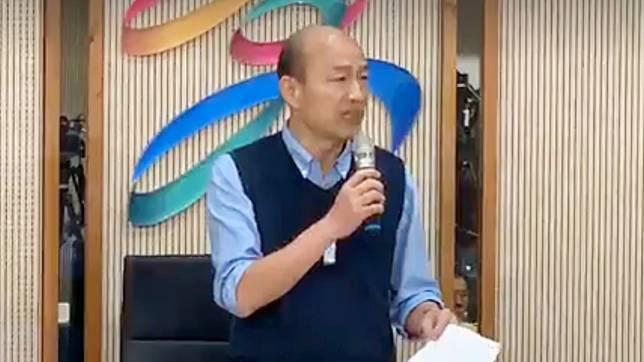 高雄市長韓國瑜23日發表聲明，強調「對於國民黨2020年總統大選，此時此刻，我無法參加現行制度的初選」。（圖 / NOWnews ）