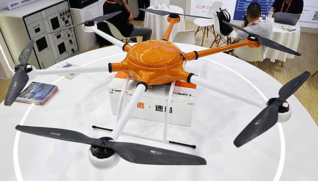 A delivery drone is pictured at the 21st China-ASEAN Expo in Nanning, south China's Guangxi Zhuang Autonomous Region, Sept. 25, 2024. (Xinhua/Jin Haoyuan)