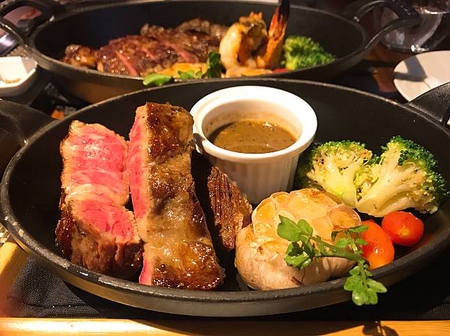 圖片來源/À Point Steak & Bar 艾朋牛排餐酒館