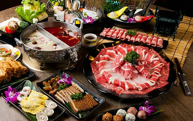 報稅壓力也能被美食療癒！問鼎麻辣鍋挑戰吃鍋極限、必勝客甜蜜套餐限時開搶