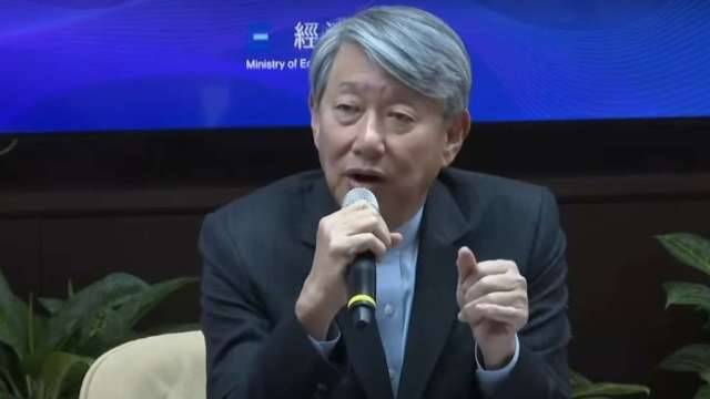 郭智輝：財劃法修正刪了經濟部300億 輝達、美光及AMD等大廠計劃恐受累