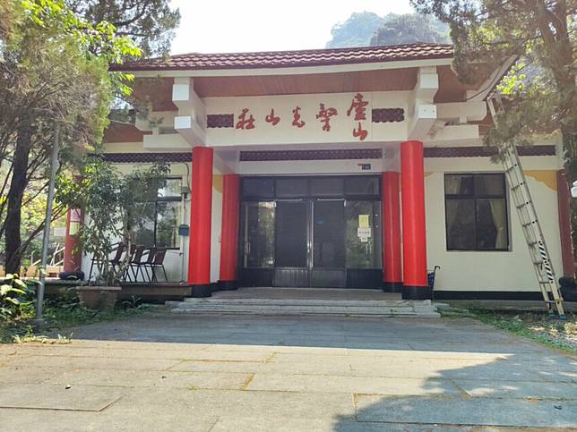 知名的「廬山警光山莊」也在2020年底歇業了