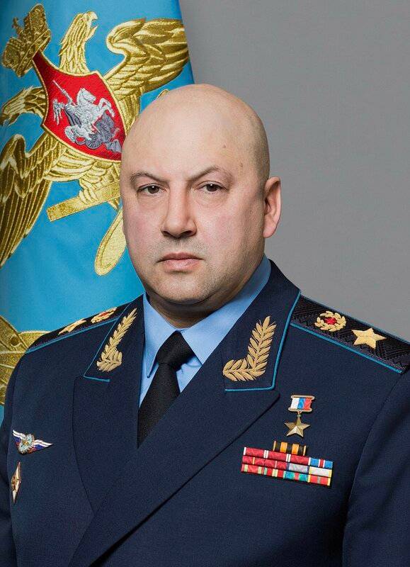 俄「末日將軍」、空天軍總司令謝爾蓋‧蘇羅維金（Sergey Surovikin）被爆出「事先知道普里戈津反叛俄羅斯軍事領導層的計劃」。 畫面翻攝自推特@visegrad24