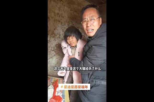 中國江蘇省徐州豐縣董集村一名生下8個孩子的女性，受到全中國的關注。（取自微博）