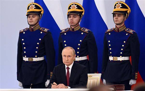俄羅斯總統普丁9月30日在克里姆林宮簽署合併烏克蘭四州的條約。路透社