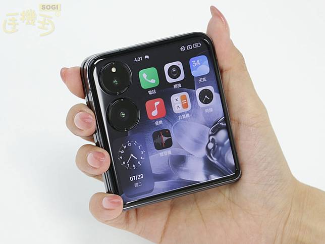 多了徠卡鏡頭的小米摺疊手機！Xiaomi MIX Flip通路購機現在買直降6千3(2025.03)