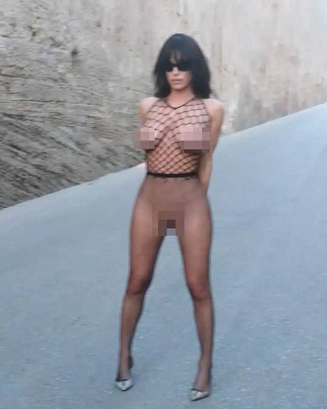 เบียงกา เซนซอรี ภรรยา 'คานเย เวสต์' เจอดราม่าระลอกใหม่ หลังโพสต์ภาพเปลือยกลางแจ้ง – ชาวเน็ตเรียกร้องให้ดำเนินคดีฐานอนาจาร