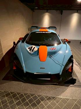 柬埔寨太子集團涉嫌在台洗錢，麥拉倫McLaren Senna也遭查扣。資料照。調查局提供