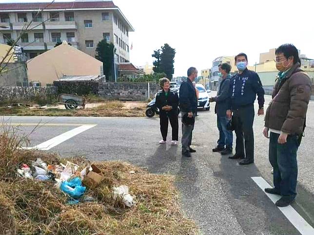 議員許國政協助案山里營造舒適生活環境