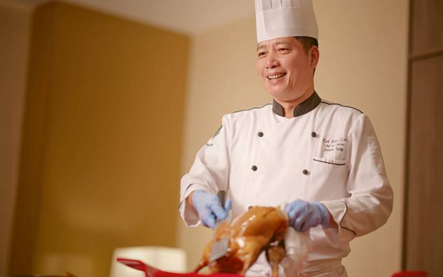 中華料理餐廳推宮廷美食！北京烤鴨、冰晶帝王腸、松茸娃娃菜一次享用！