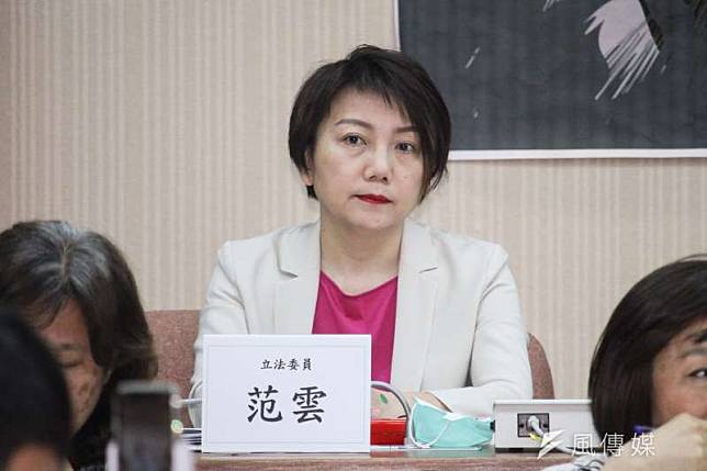 民進黨立委范雲日前在促進轉型正義委員會的邀請下，瀏覽當年情治單位對她的監控檔案。（資料照，蔡親傑攝）