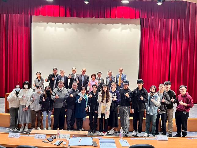 開南大學於台灣大學法律學院霖澤館國際會議廳，舉行商業契約設計論壇。圖：開南大學提供