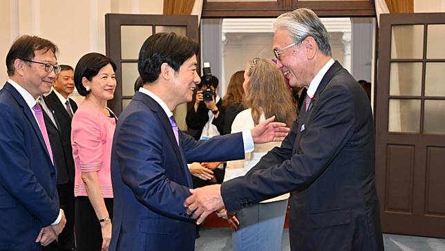 日華議員懇談會長古屋圭司等31位議員來台，20日向賴清德總統道賀。總統府提供