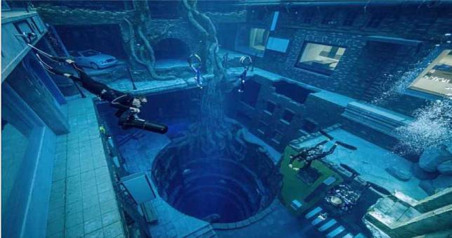 潛水客探索人造沈船、洞穴和遺跡　杜拜「水底城市」60公尺深創世界紀錄