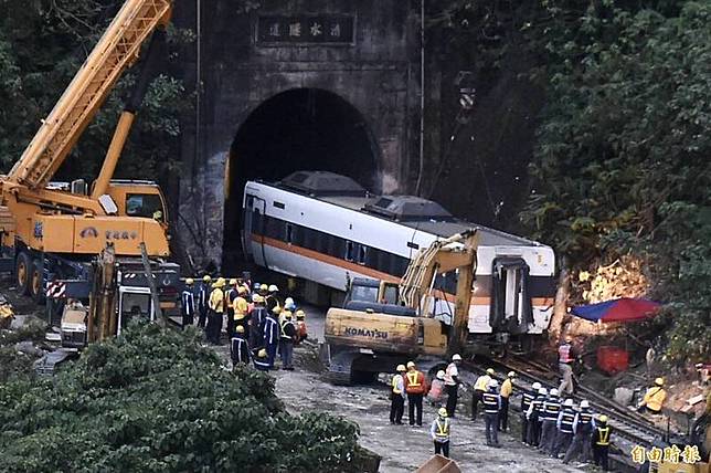 2021年台鐵太魯閣號408車次出軌事故造成49人死亡。(資料照)