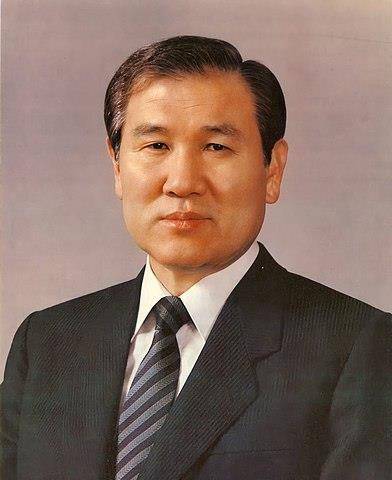 韓國前總統盧泰愚病逝，結束其備受爭議的一生。（圖片來源／翻攝自維基百科、韓國國家紀錄館）