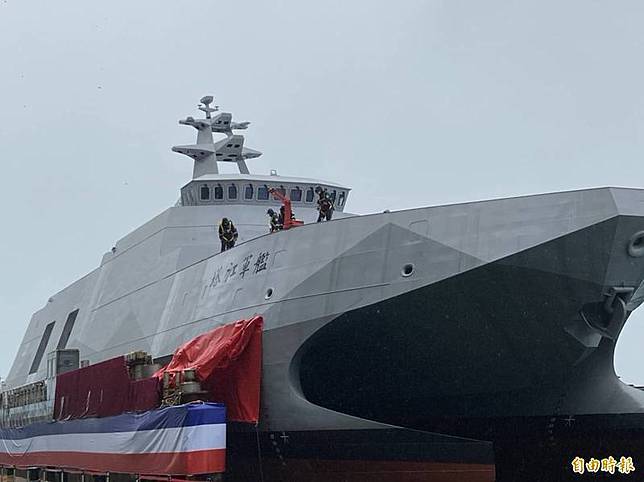 軍方內部今天傳出消息，原訂7月驗收丶8月交艦的海軍「塔江」飛彈巡邏艦，將提前到7月上旬舉行交艦儀式。(資料照)