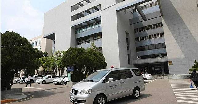 男酒駕撞死人肇逃還稱自首　法官打槍不予減刑