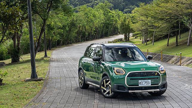 創新與經典的和諧並存！Mini Countryman SE All4 比你想的還有魅力？