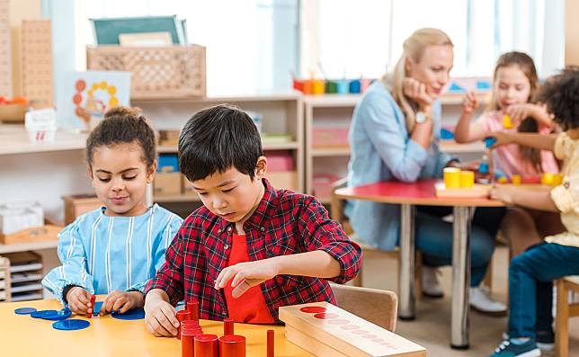 「中英雙語」私立幼兒園，非讀不可嗎？