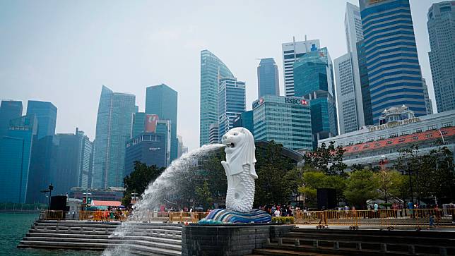 新加坡擁有全球最嚴格的反毒法，圖為知名景點魚尾獅。美聯社