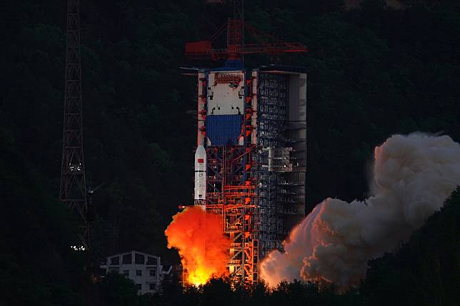 A Long March-2D carrier rocket carrying the Yaogan-42 01 satellite blasts off from the Xichang Satellite Launch Center in southwest China's Sichuan Province, April 3, 2024. (Photo by Yang Xi/Xinhua)