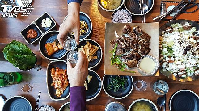 韓國用餐示意圖，與本文無關。(圖／TVBS)