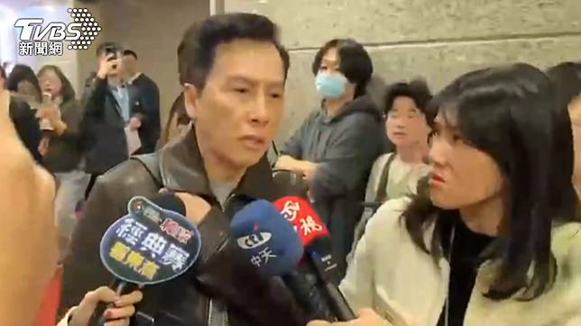 甄子丹出席政協會議。（圖／TVBS）
