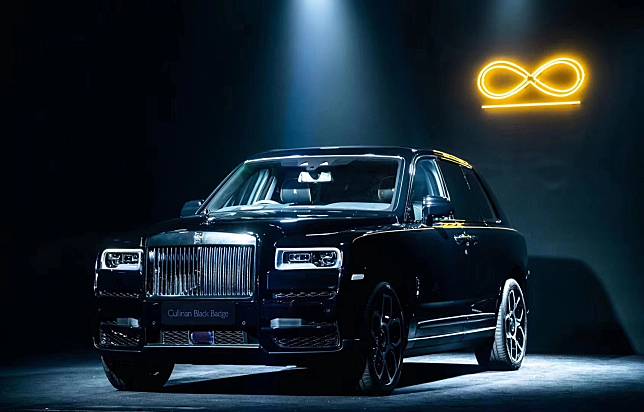 Rolls-Royce Black Badge 家族齊聚，Cullinan Black Badge 深圳亮相