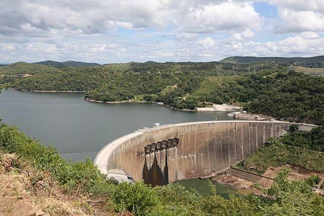 Photo taken on March 28, 2018 shows the Kariba Dam in Kariba, Mashonaland West, Zimbabwe. (XinhuaShaun Jusa)