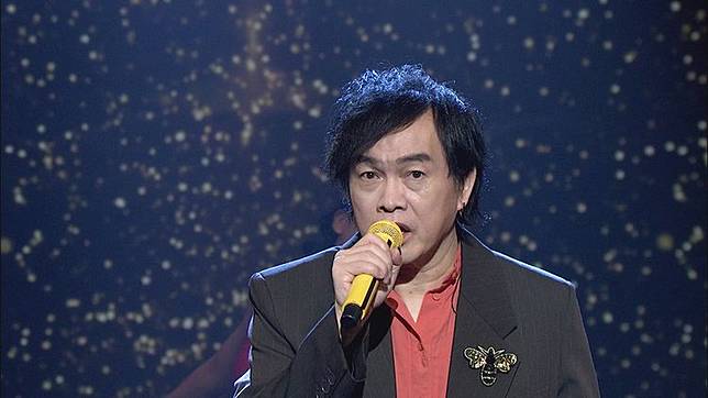 《綜藝一級棒》康康深情演唱。中視提供