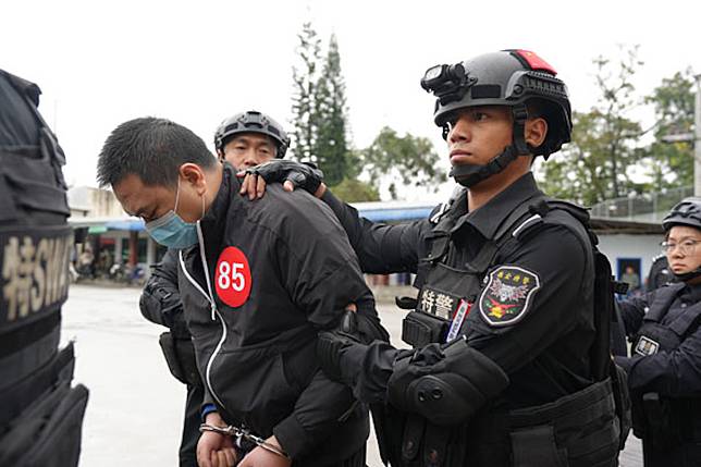 中緬高調打壓電騙　緬北累計移交3.1萬名疑犯