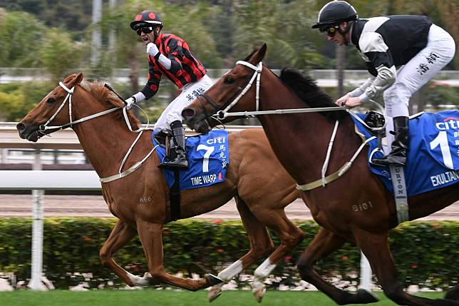 Exultant (right) is beaten home by Time Warp at Sha Tin on Sunday. Photos: Kenneth Chan