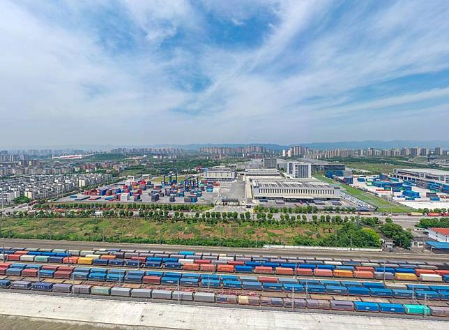 An aerial drone photo taken on May 5, 2024 shows a view of the Chongqing International Logistics Hub Park in southwest China's Chongqing Municipality. (Xinhua/Huang Wei)