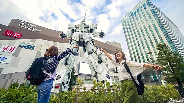 
<p>這座於2017年九月啟用的真實大小的獨角獸鋼彈立像，一設立就造成一股鋼彈炫風，幾乎成為台場必去的打卡地點！因為這座鋼彈的打造相當精緻，任何細節都不馬乎，即使平常對鋼彈沒有研究的人，也會感到讚嘆啊！</p><p>
</p><p>
</p><p>
<a href=