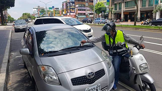 三級警戒管制結束前，桃園市路邊停車格假日全天不收費。   圖：桃園市政府交通局／提供