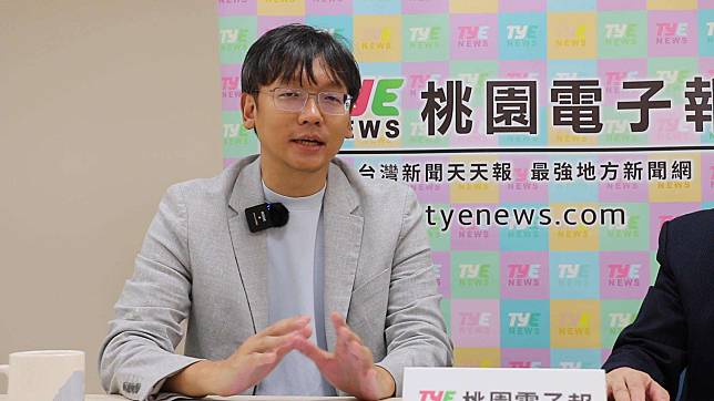 《桃園電子報》專訪桃園市觀光旅遊局長周柏吟。圖：陳儒賢攝