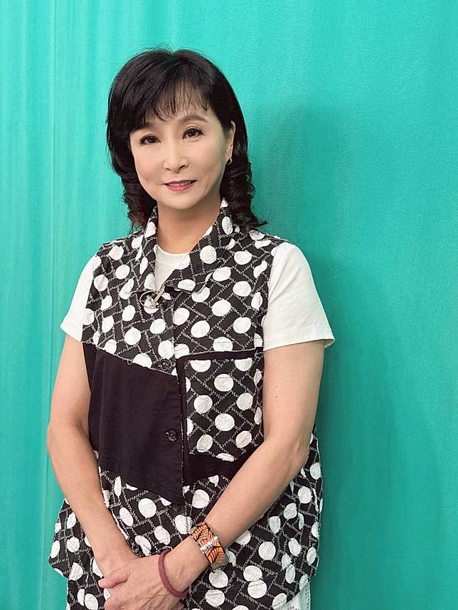 馬妞近年以直播、購物台當來賓及接商演維生。(照片/翻攝馬妞臉書)