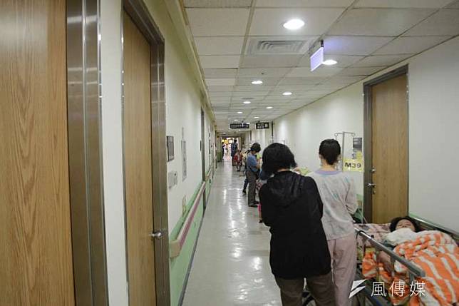 台灣中央流行疫情指揮中心今天宣布新增2例境外移入的武漢肺炎病例。示意圖，與新聞個案無關。（資料照，翁俊翹攝）