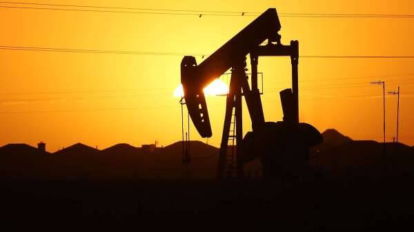 〈能源盤後〉沙俄僵局有解 OPEC+減產上看1000萬桶 原油本週噴漲32%