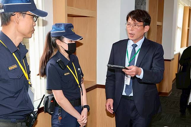立委黃國昌出席憲法法庭公開說明會。李政龍攝